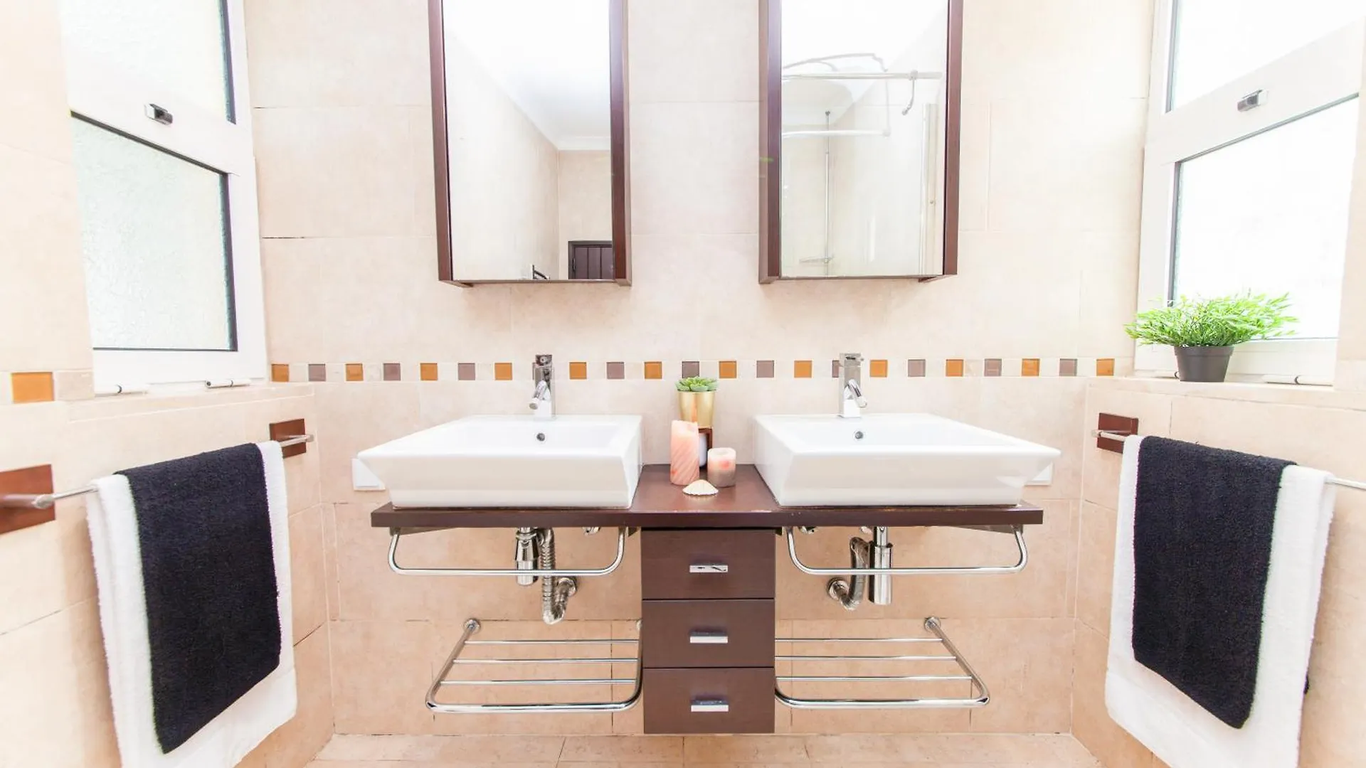 Villa Dreams By Algarve Vacation Guia  Portugal