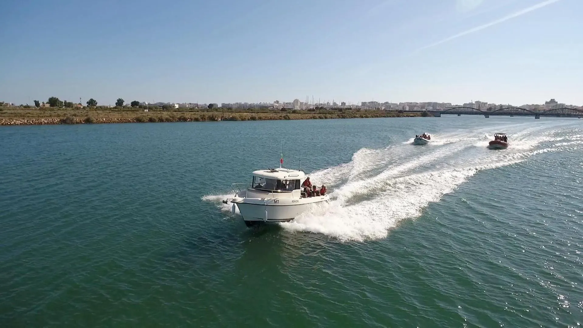 Villa Dreams By Algarve Vacation Guia  Guia (Faro)